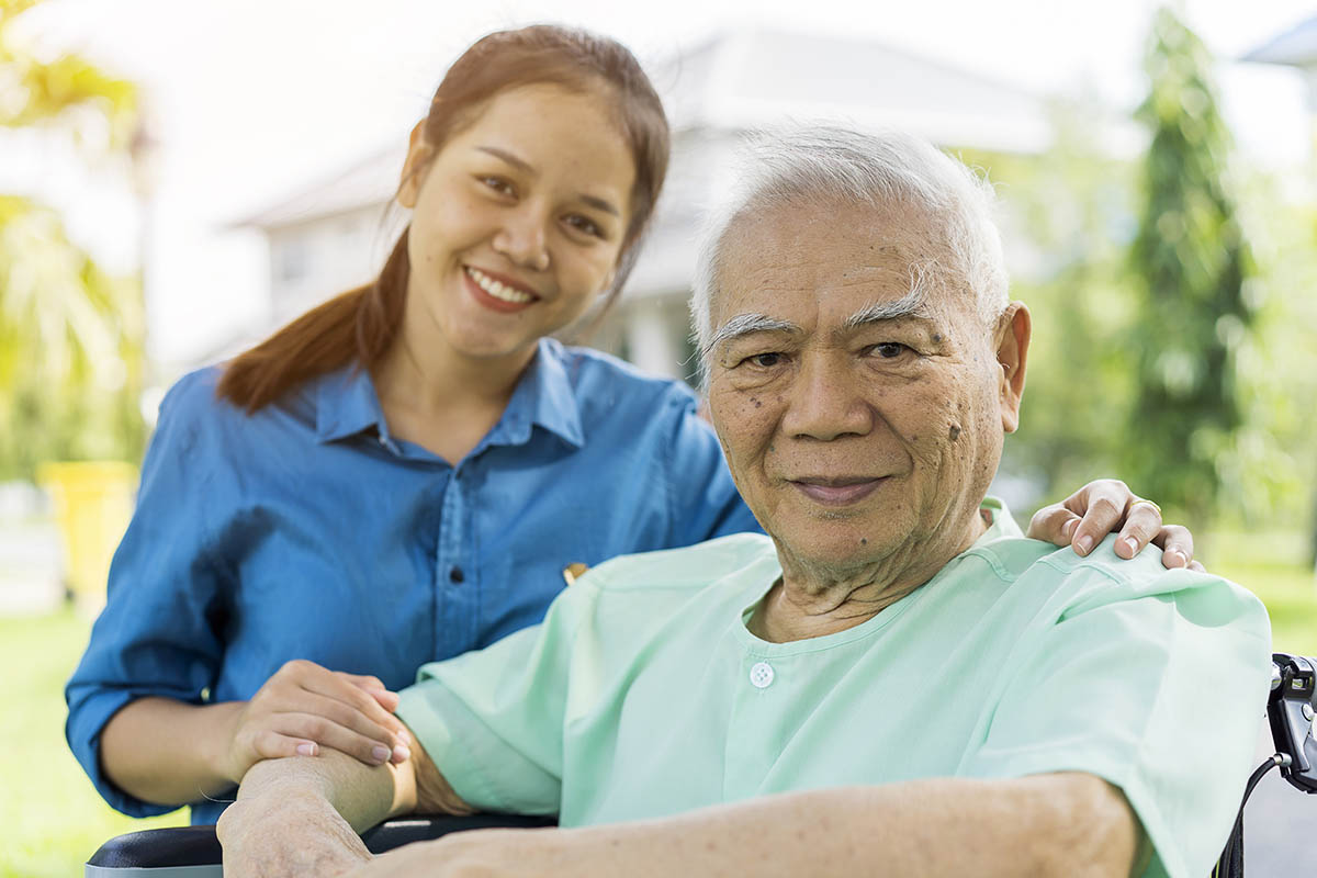 How to Be a Great Caregiver Caring for a Senior Loved One