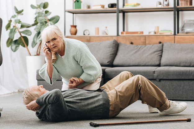 Fall Risks in Seniors and How to Prevent Them Fall Risks in Seniors and How to Prevent Them