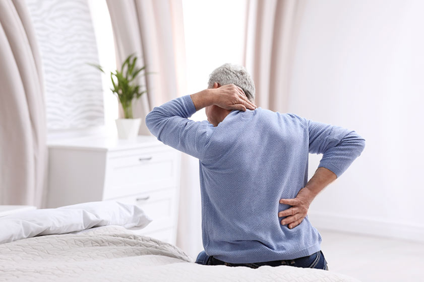 how-can-seniors-get-rid-of-back-pain-discovery-village