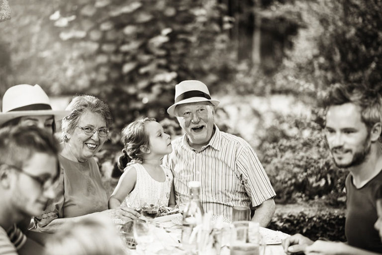 Improve Memory Care Dining Experience in Just 4 Steps