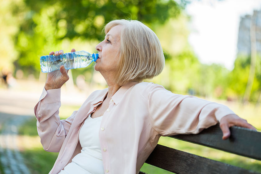 Tips For Seniors To Stay Hydrated Tips For Seniors To Stay Hydrated