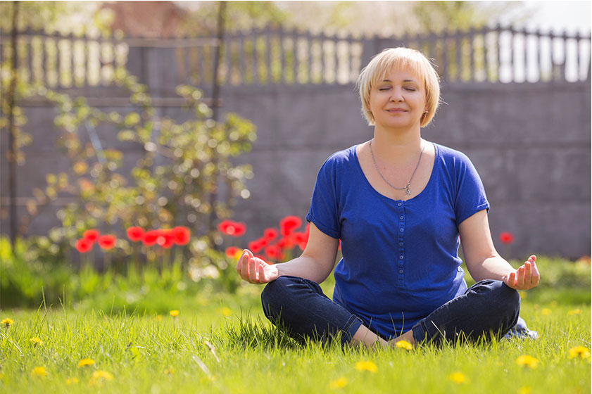 6 Tips To Help You Meditate Better In Your 50s - Discovery Village