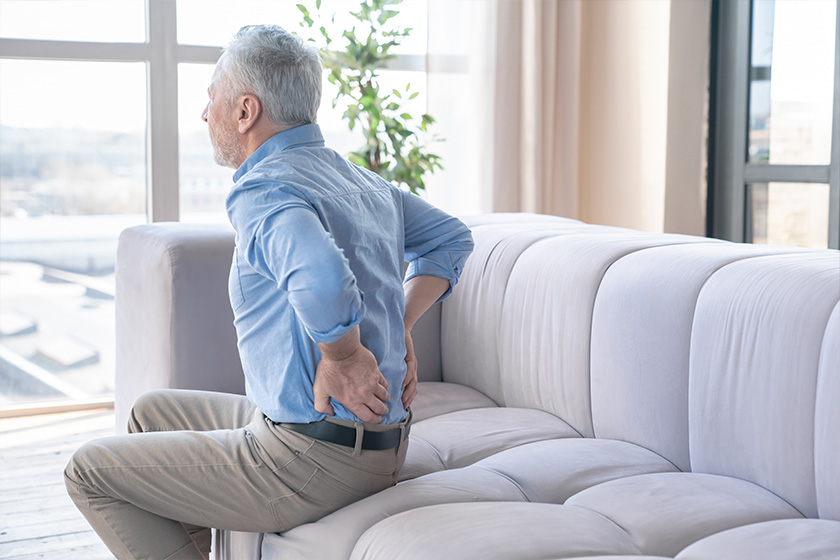 4 Common Reasons For Lower Back Pain In Seniors Discovery Village