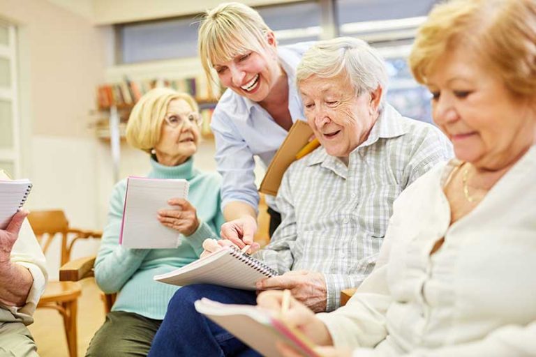 Psychotherapist helps demented seniors