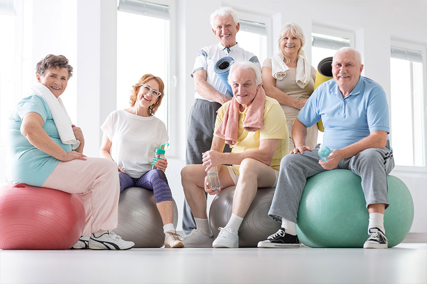 4 Activities For Introverted Seniors To Enjoy In Senior Living ...