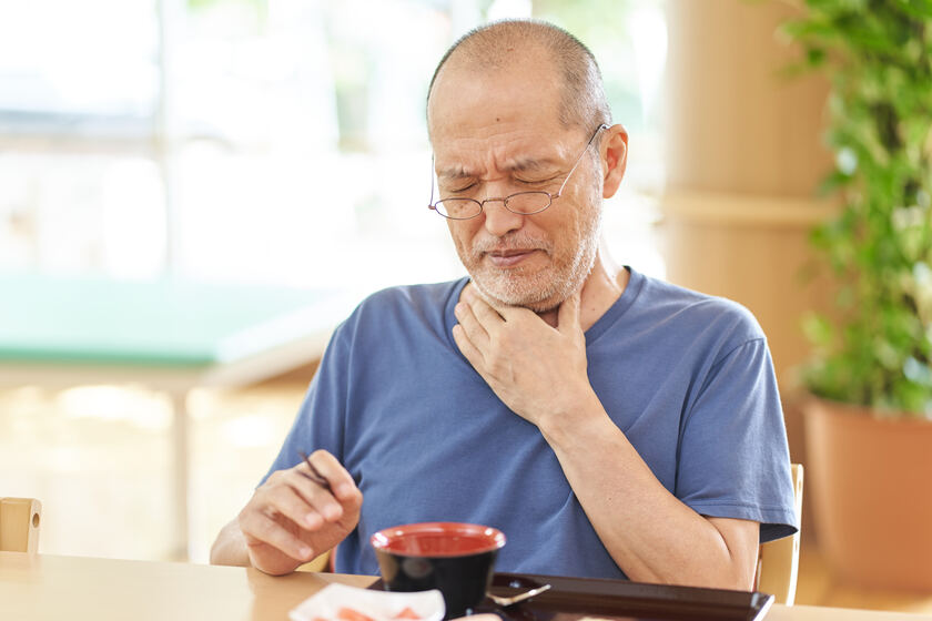 Dysphagia in Seniors: 6 Ways An Assisted Living Community In Winter Beach, FL Can Help