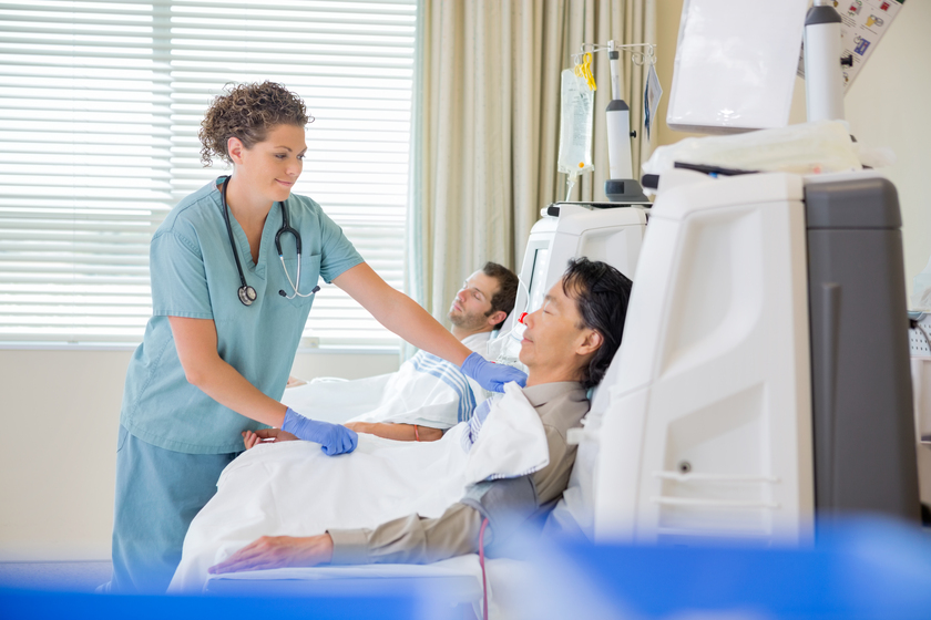 Nurse Assisting Patient Undergoing Renal Dialysis Moving To Assisted Living Nearby: How It Can Help Seniors On Dialysis