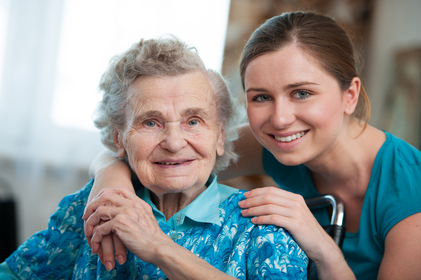 https://www.discoveryvillages.com/wp-content/uploads/2023/05/how-seniors-can-stay-happy-in-nursing-homes-in-palm-beach-county-fl.jpg