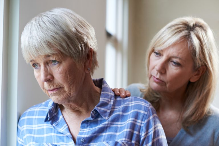 Understanding How Your Parents May Hide Signs Of Dementia