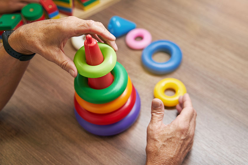 Enjoy 10 Memory-Sharpening Activities In Memory Care Facilities Near Florida Gardens, FL Enjoy 10 Memory-Sharpening Activities In Memory Care Facilities Near Florida Gardens, FL