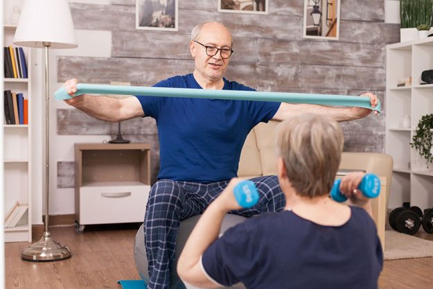 4 essential chest exercises to keep seniors active img