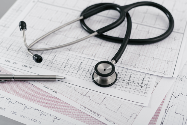 stethoscope cardiogram concept