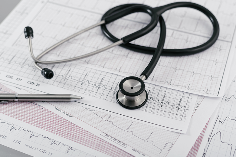 stethoscope cardiogram concept